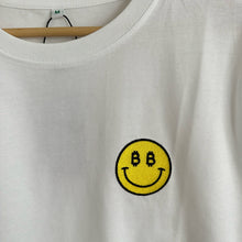 Lade das Bild in den Galerie-Viewer, Happy Bitcoin Smiley Shirt - Weiß
